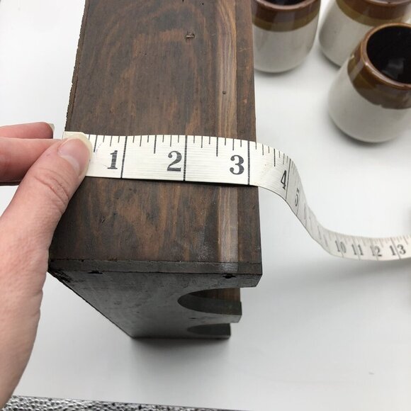 Vintage Wood Coffee Mug Display Case With 4 Stoneware Mugs Wall Hanging Shelf - Picture 11 of 16